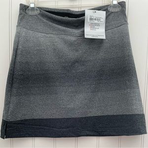 BRAND NEW golf skirt